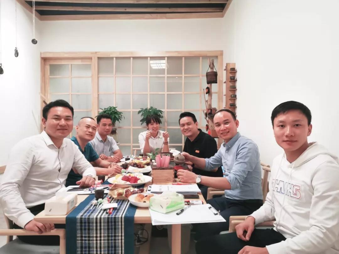 工程、材料中心管理層“裸心會”丨茶短情長，一場來自心靈的對話！